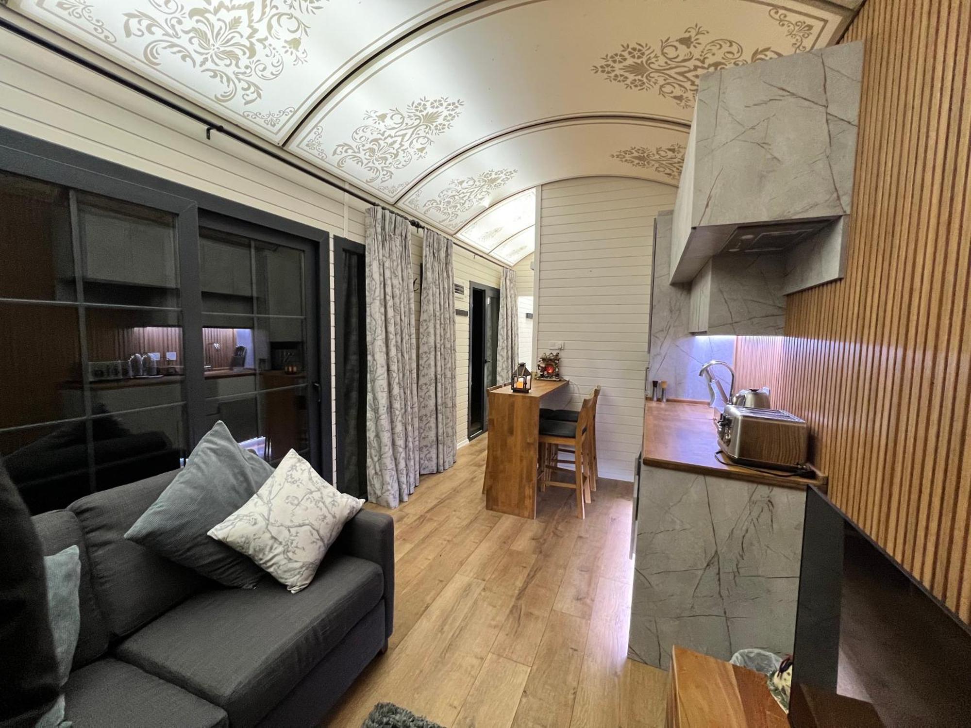 Burtree Country House, Tipi'S, Treehouse & Lodge & House Rooms With Hot Tubs In A Private Garden Thirsk Exteriör bild