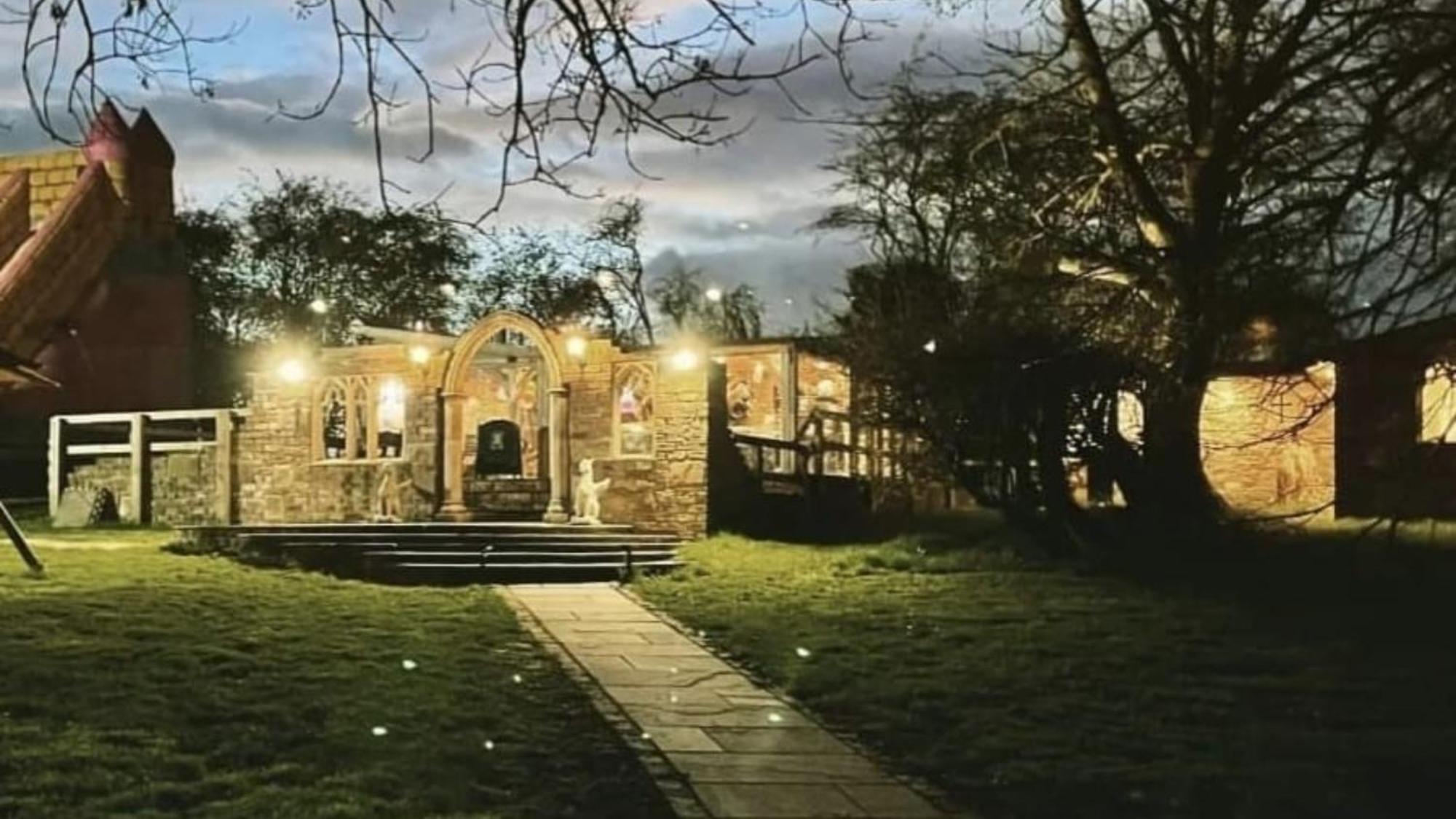 Burtree Country House, Tipi'S, Treehouse & Lodge & House Rooms With Hot Tubs In A Private Garden Thirsk Exteriör bild